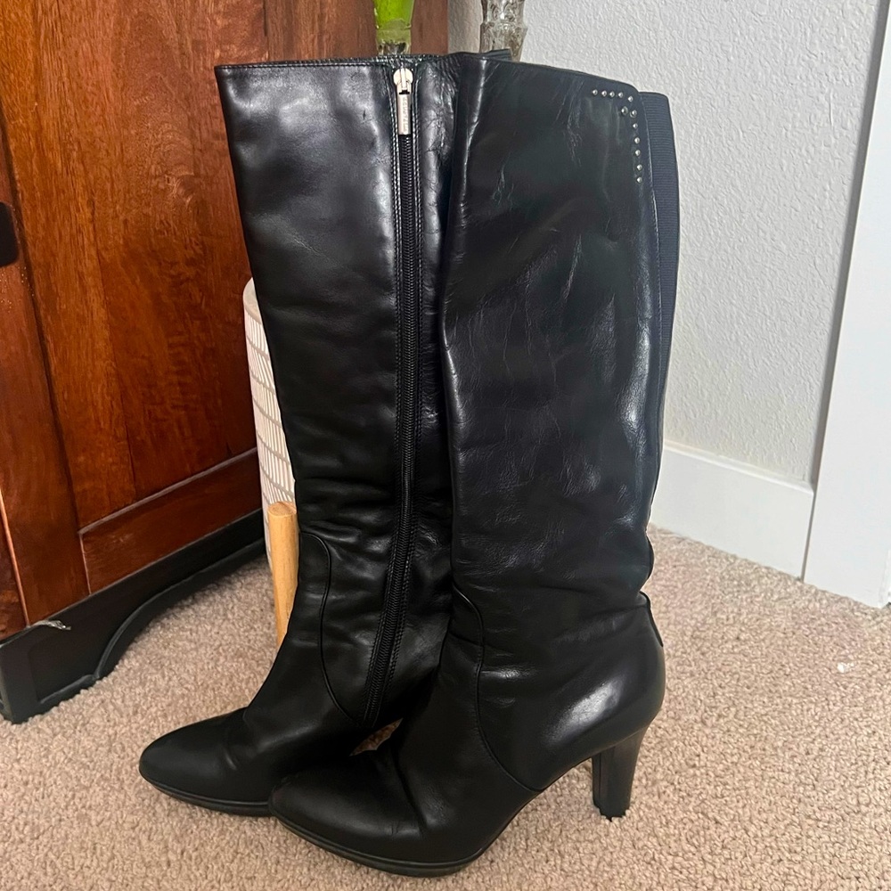 Aquatalia High Heel Boot - 6.5